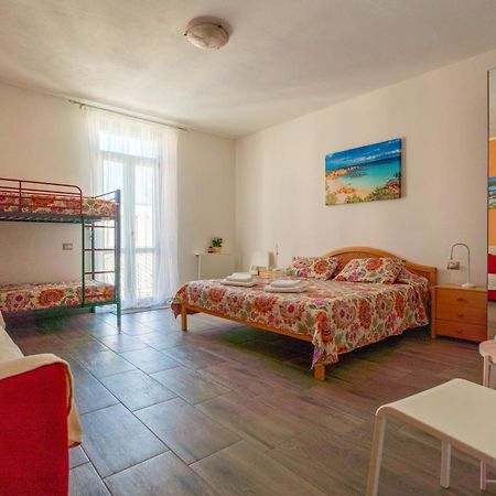 Casa Yvona Apartment Alghero Luaran gambar