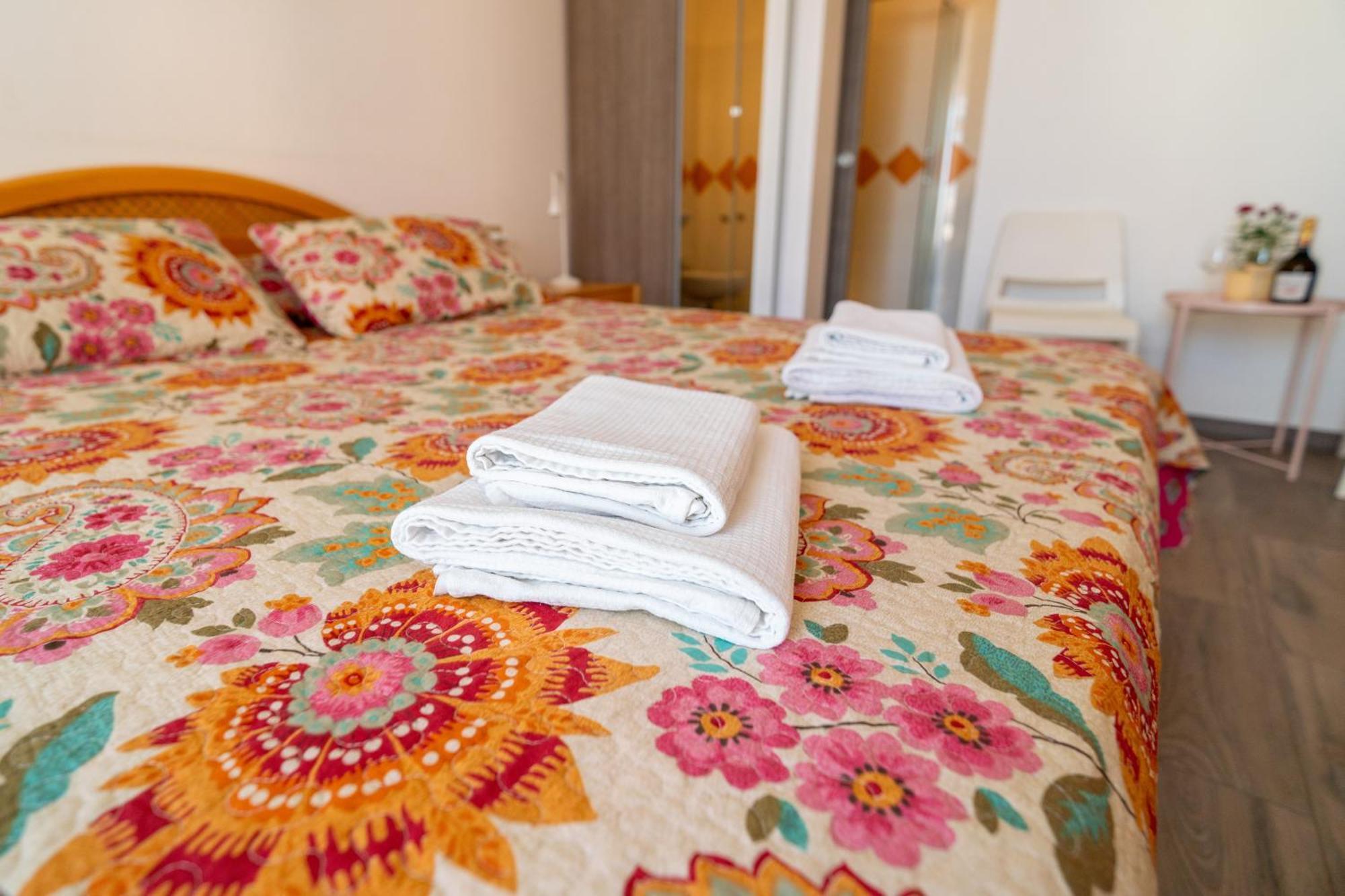 Casa Yvona Apartment Alghero Luaran gambar